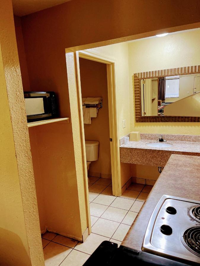Fairview Suites Blytheville Bagian luar foto