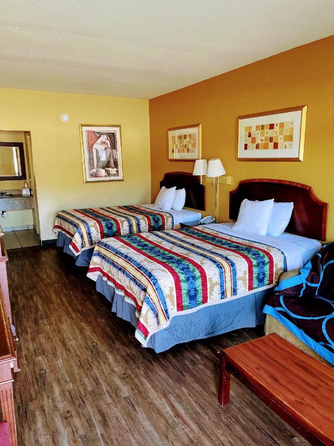 Fairview Suites Blytheville Bagian luar foto
