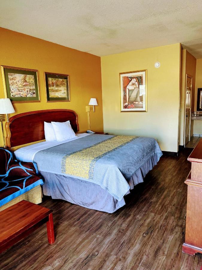 Fairview Suites Blytheville Bagian luar foto